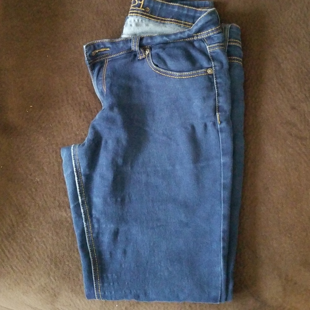 Women's jeans